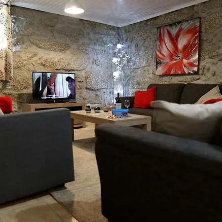 2-zimmer-wohnung Beheizter Pool By Interhome * Tábua