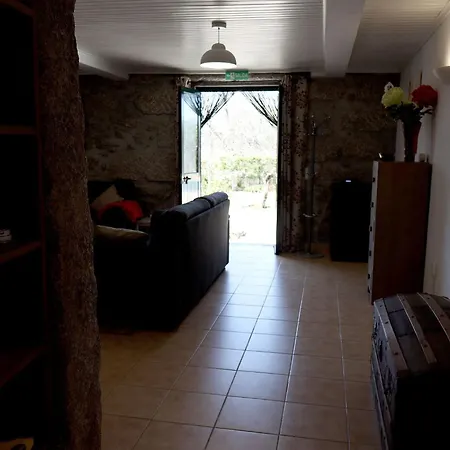 2-zimmer-wohnung Beheizter Pool By Interhome * Tábua